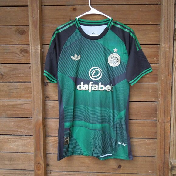 Glasgow Celtic soccer jersey, large, adidas, 25/26 - Picture 1 of 9